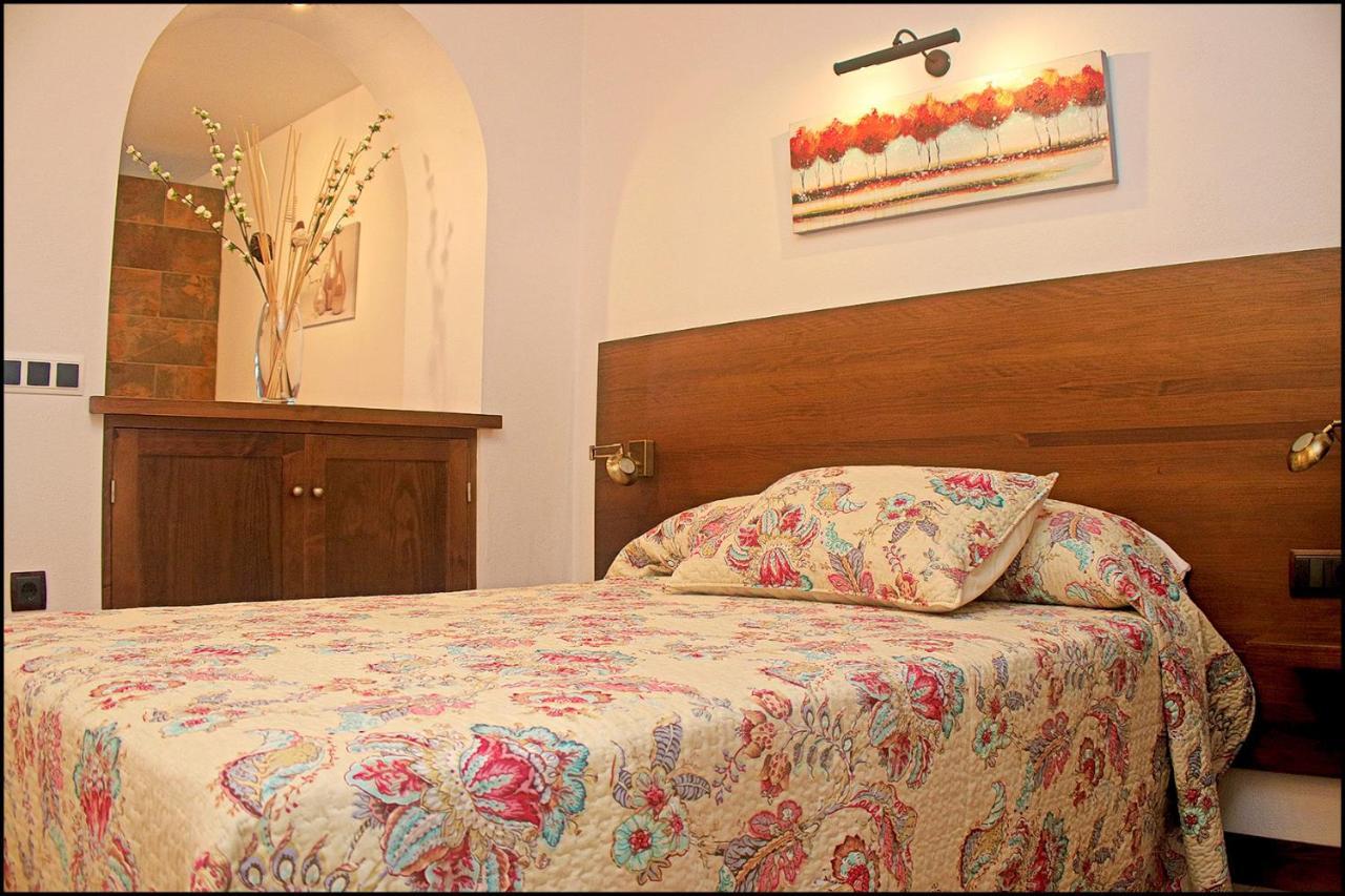 Estudio En El Centro De Conil โกนิล เด ลาฟรอนเตรา ภายนอก รูปภาพ
