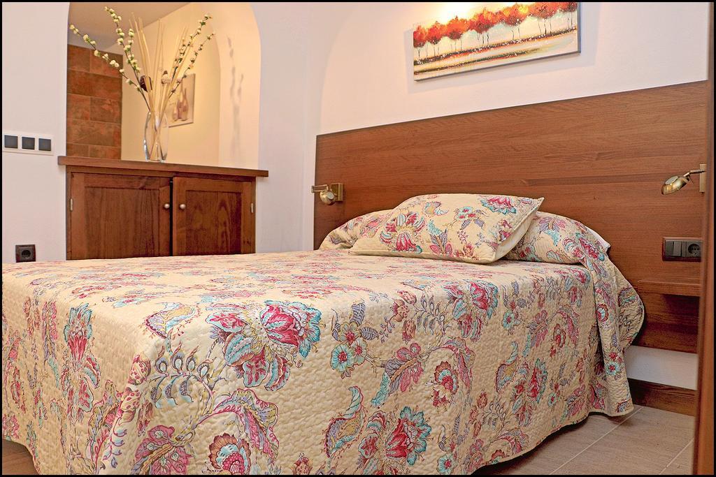 Estudio En El Centro De Conil โกนิล เด ลาฟรอนเตรา ภายนอก รูปภาพ